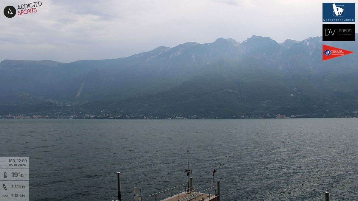 Archiv Foto Webcam Gardasee Campione del Garda
