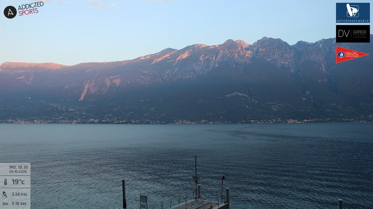Archiv Foto Webcam Gardasee Campione del Garda