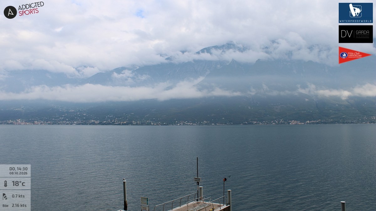 Archiv Foto Webcam Gardasee Campione del Garda