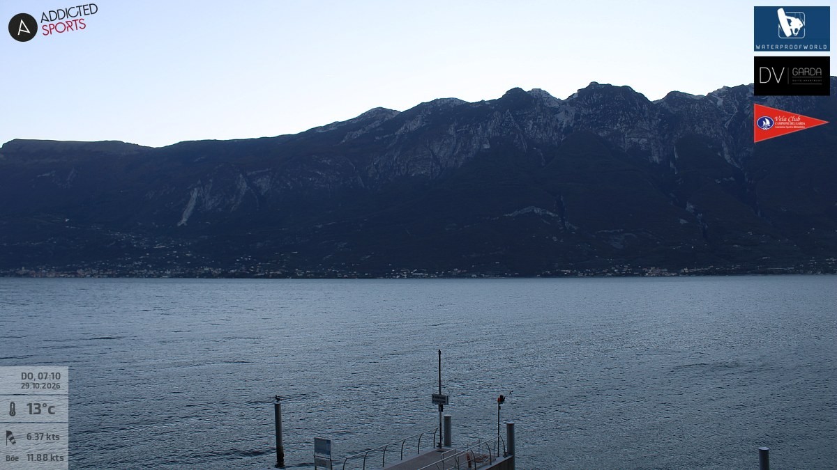 Archiv Foto Webcam Gardasee Campione del Garda