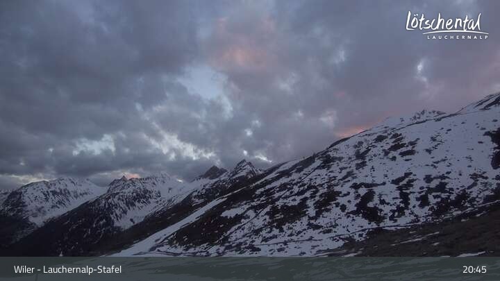 Archived image Webcam Lötschental Lauchernalp