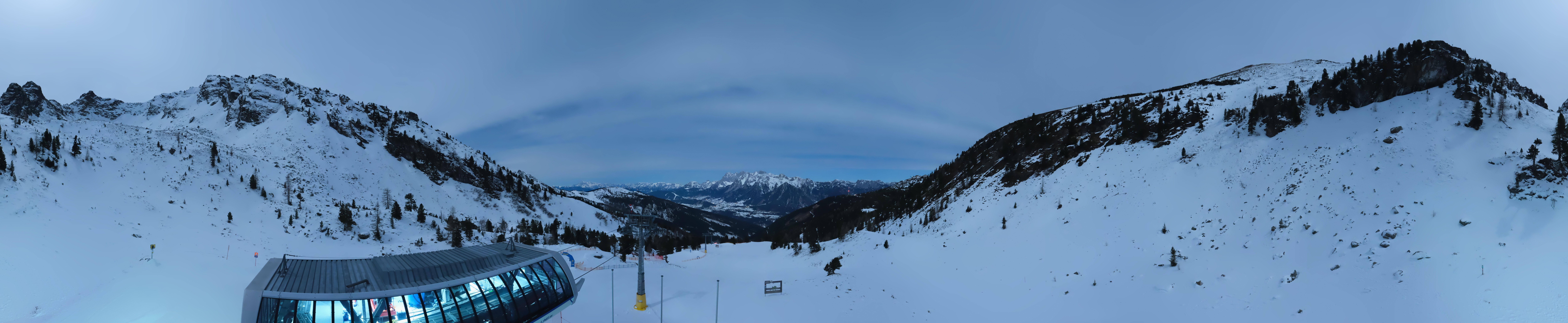 Archived image Webcam Hauser Kaibling, Styria - View towards Schladminger Tauern