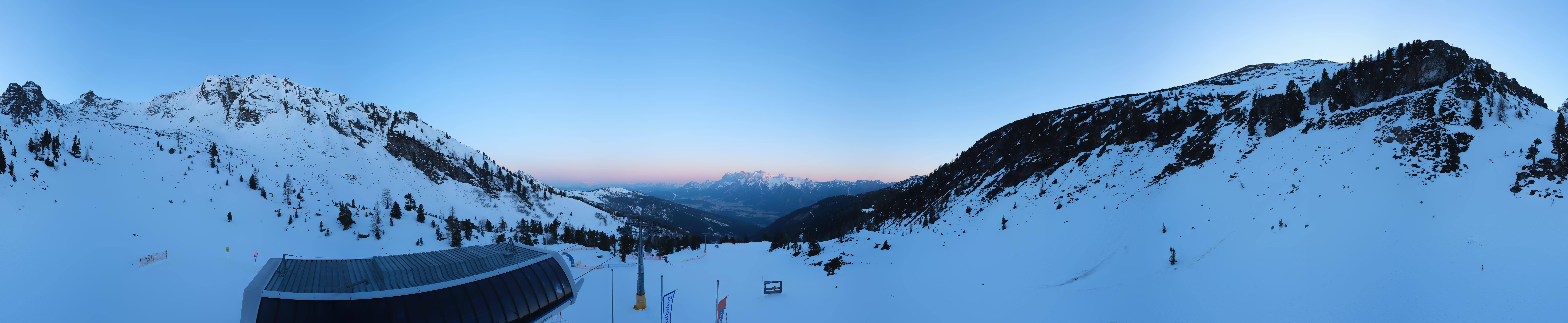 Archived image Webcam Hauser Kaibling, Styria - View towards Schladminger Tauern