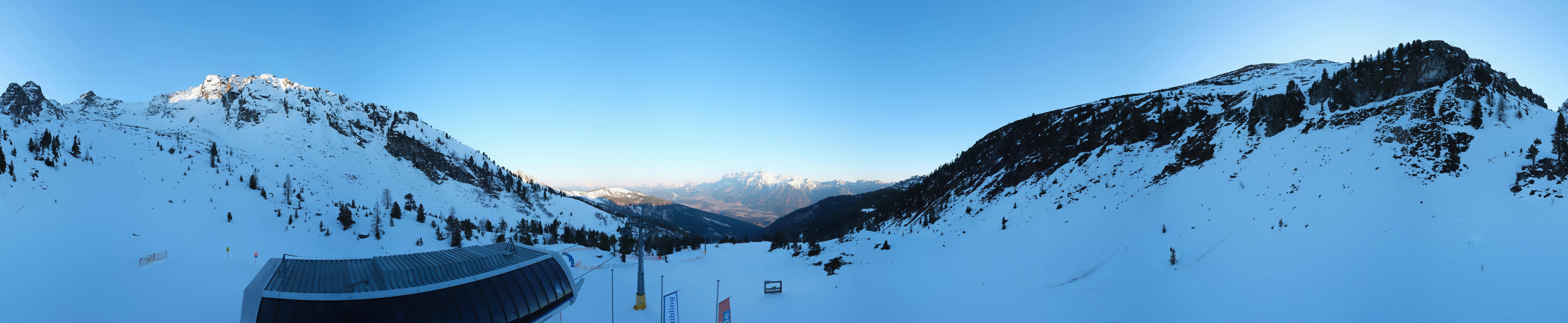 Archived image Webcam Hauser Kaibling, Styria - View towards Schladminger Tauern