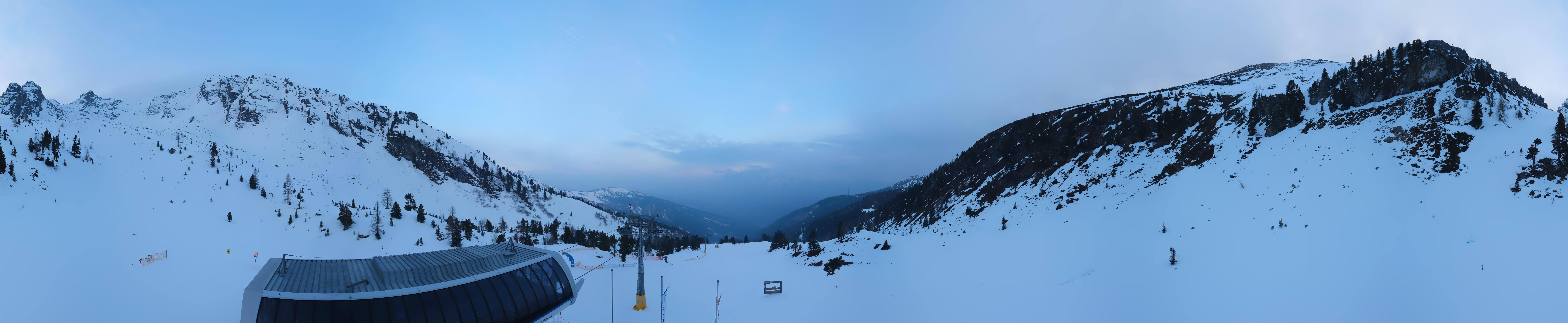 Archived image Webcam Hauser Kaibling, Styria - View towards Schladminger Tauern