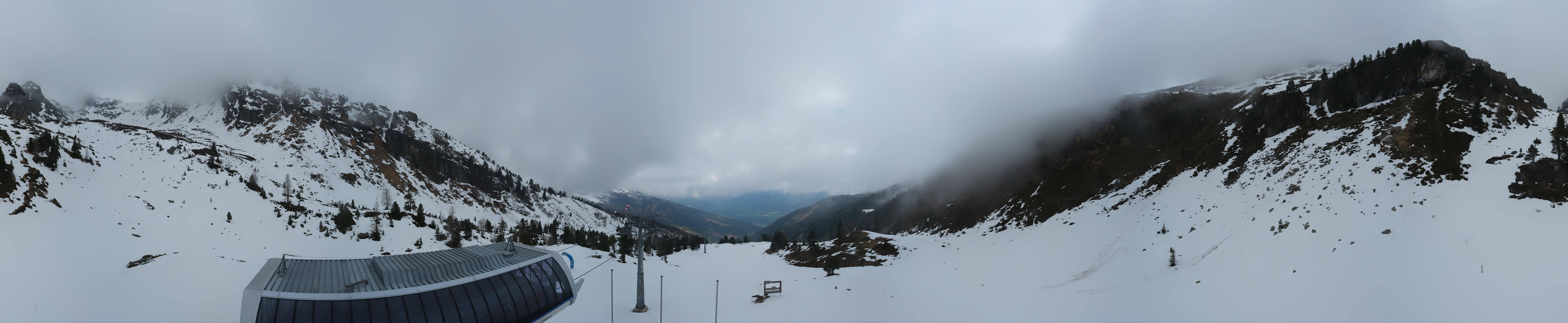 Archived image Webcam Hauser Kaibling, Styria - View towards Schladminger Tauern
