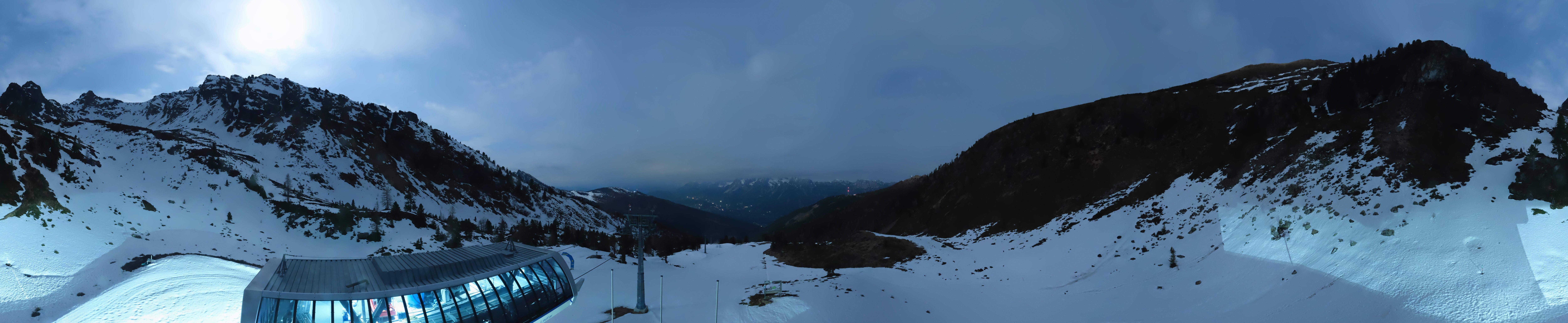 Archived image Webcam Hauser Kaibling, Styria - View towards Schladminger Tauern