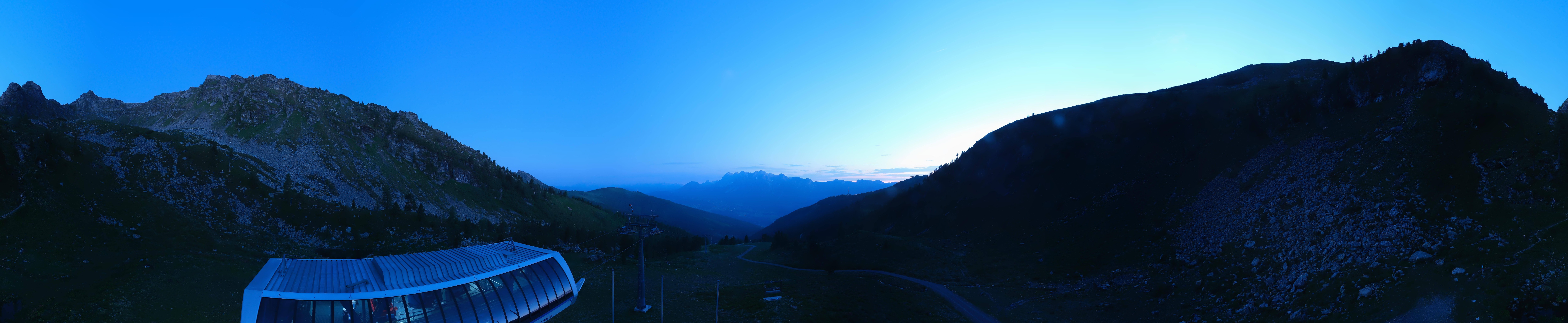 Archived image Webcam Hauser Kaibling, Styria - View towards Schladminger Tauern
