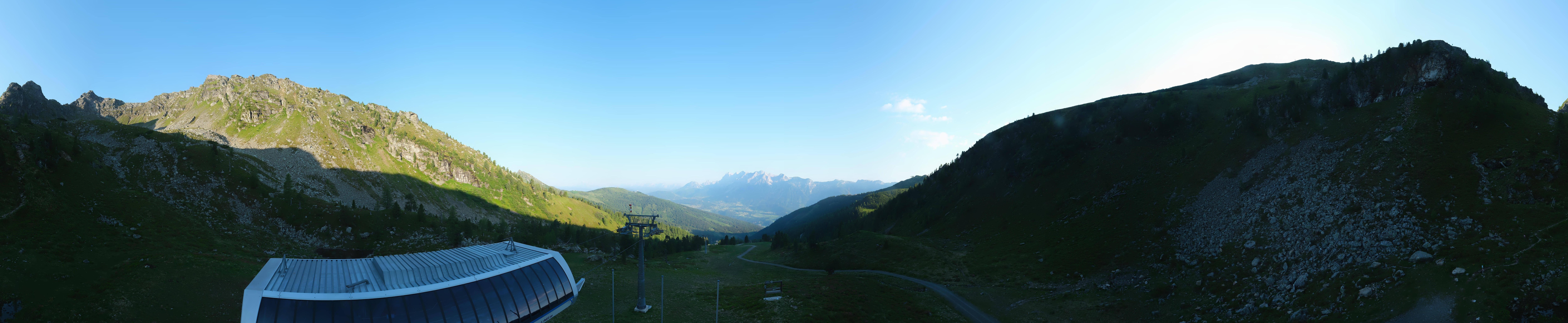Archived image Webcam Hauser Kaibling, Styria - View towards Schladminger Tauern