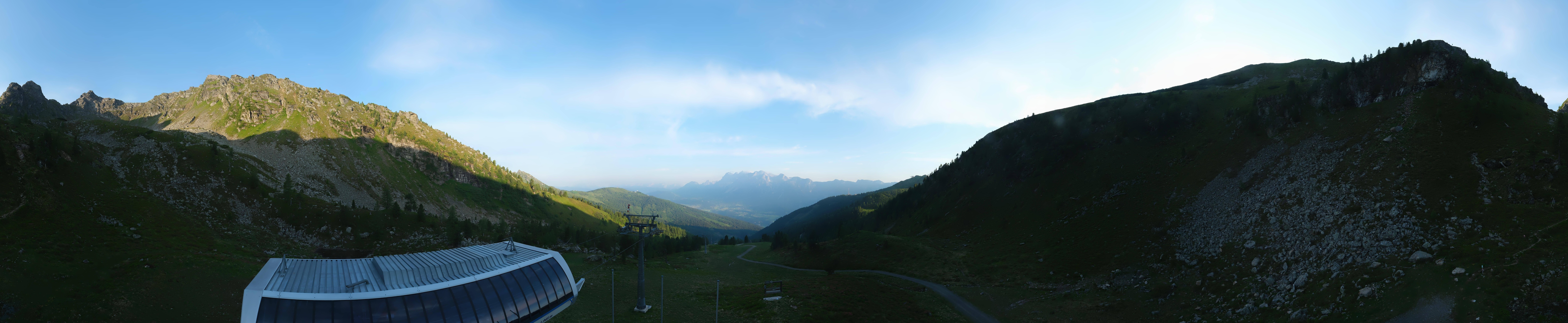 Archived image Webcam Hauser Kaibling, Styria - View towards Schladminger Tauern