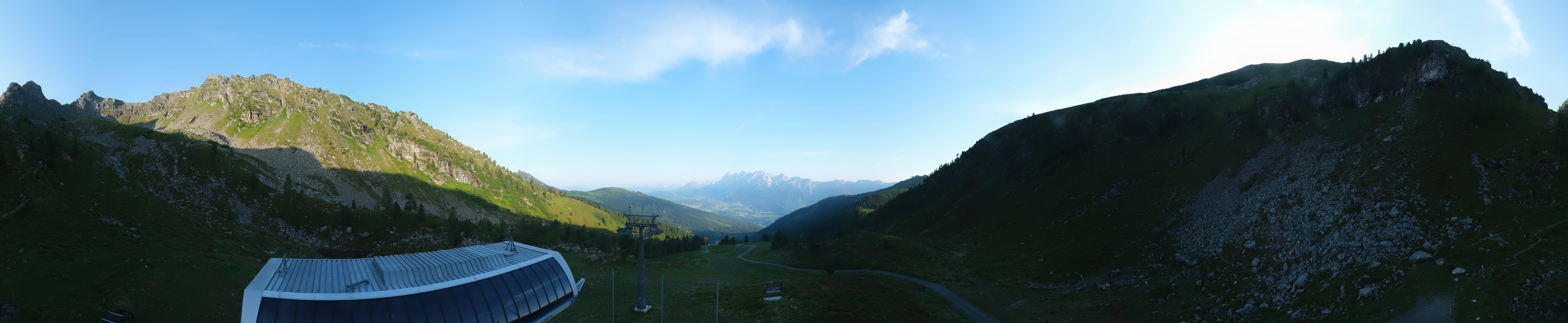 Archived image Webcam Hauser Kaibling, Styria - View towards Schladminger Tauern