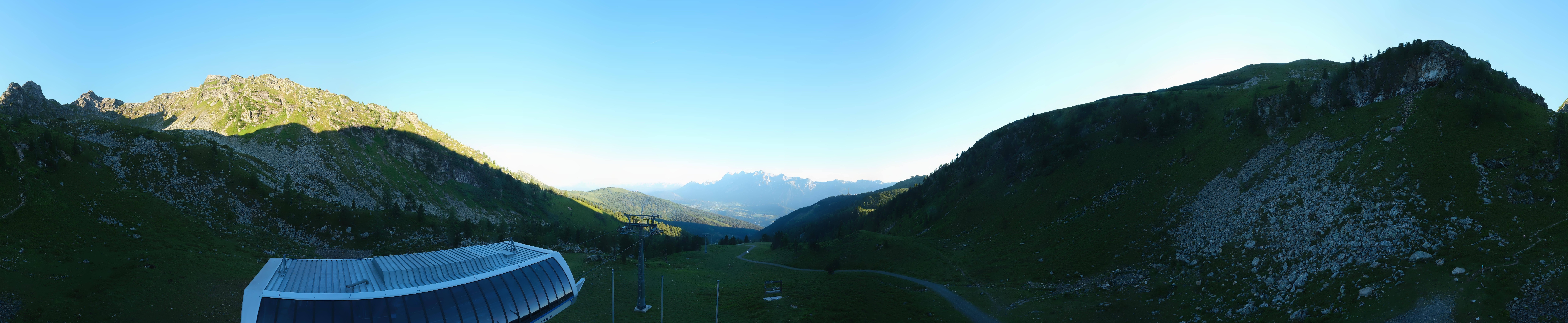 Archived image Webcam Hauser Kaibling, Styria - View towards Schladminger Tauern