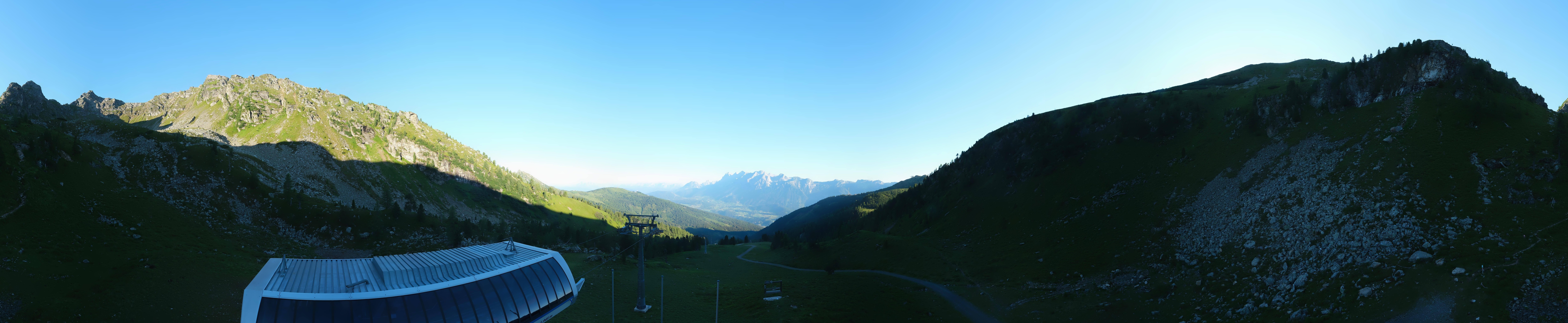 Archived image Webcam Hauser Kaibling, Styria - View towards Schladminger Tauern