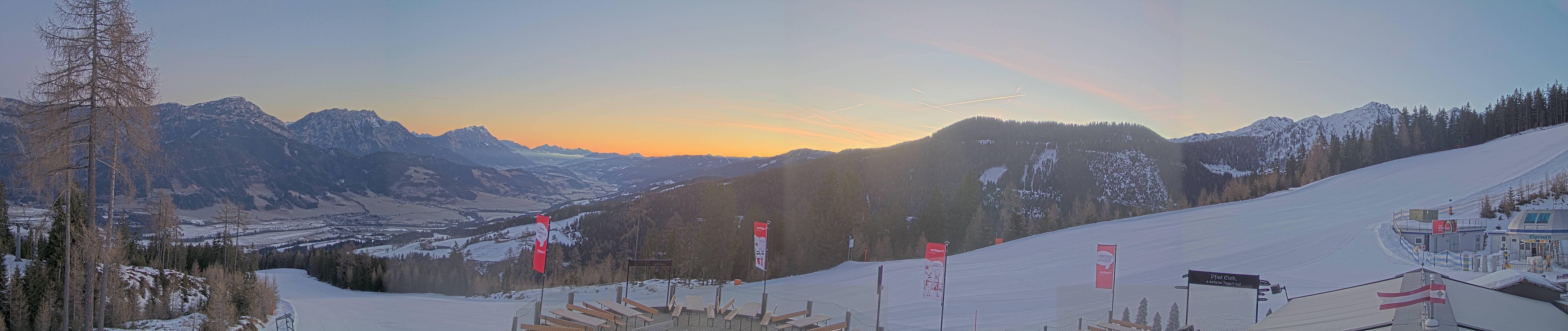 Archived image Webcam Hauser Kaibling - View towards valley Enns