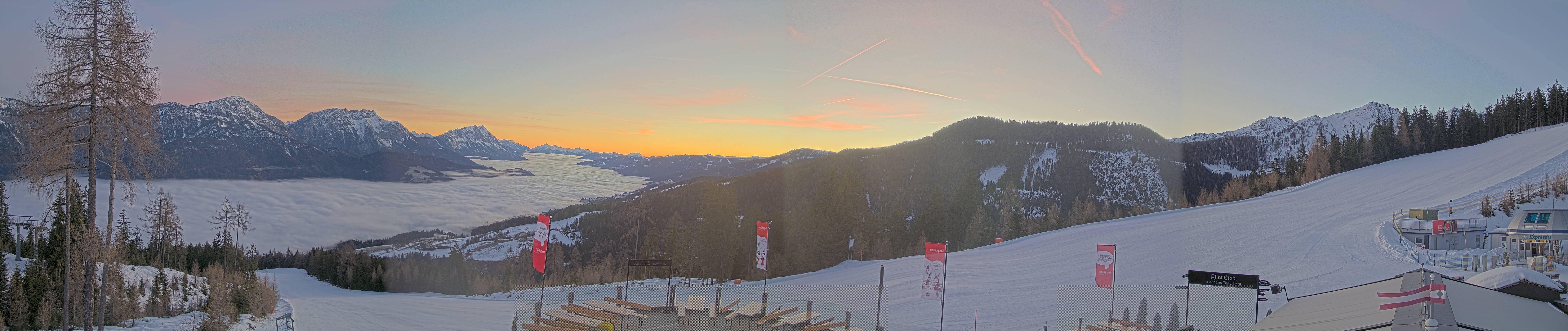 Archived image Webcam Hauser Kaibling - View towards valley Enns