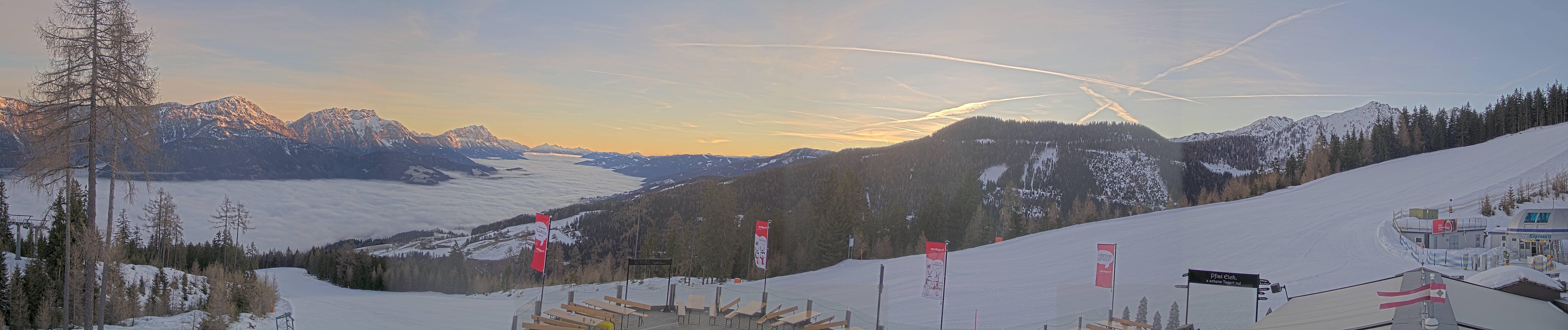 Archived image Webcam Hauser Kaibling - View towards valley Enns