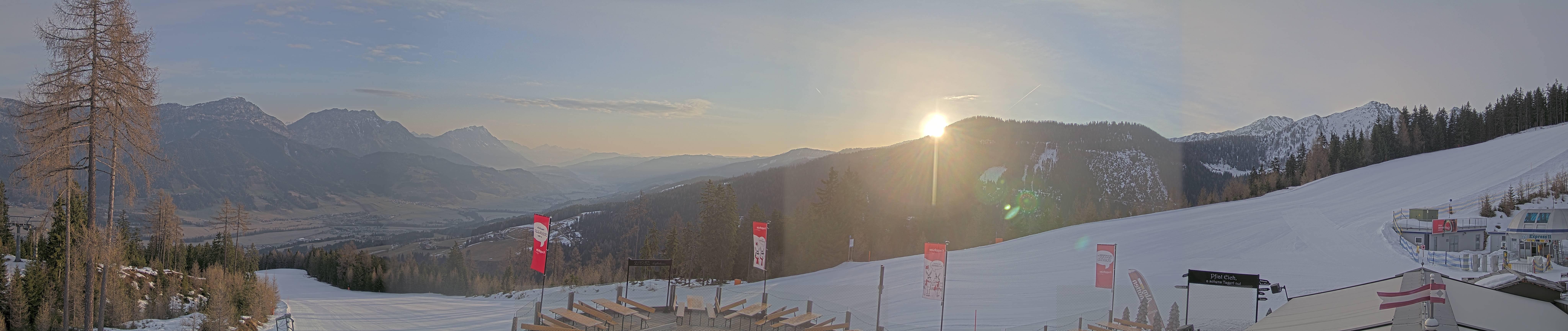 Archived image Webcam Hauser Kaibling - View towards valley Enns