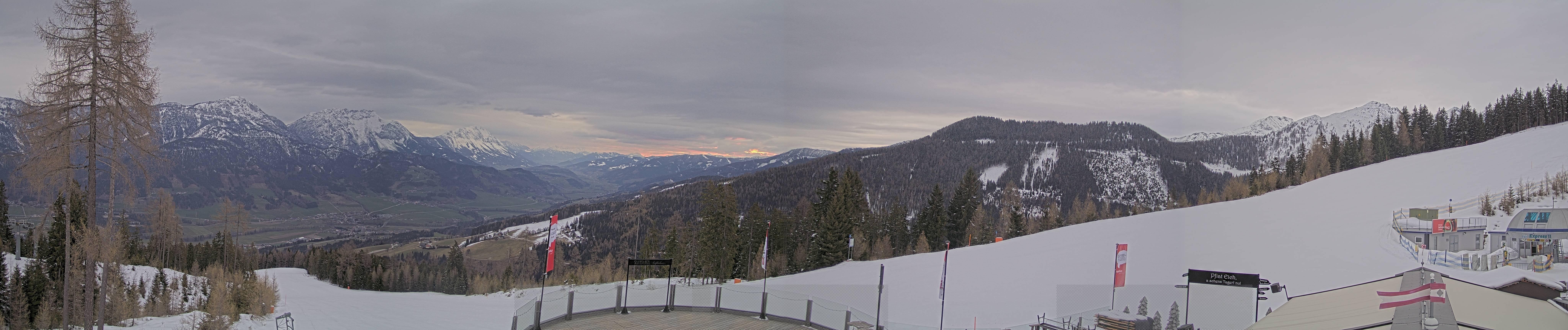 Archiv Foto Webcam Hauser Kaibling - Blick ins Ennstal von der Knapplhütte
