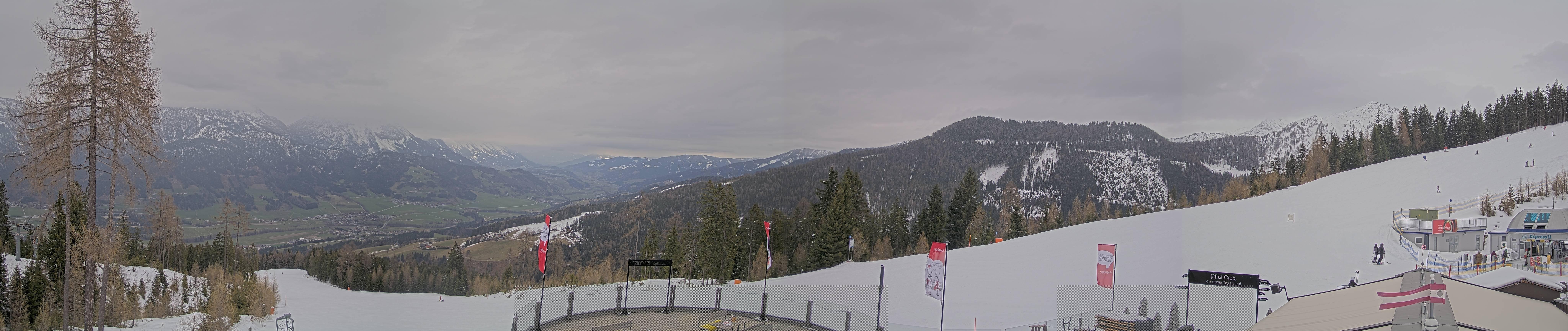 Archived image Webcam Hauser Kaibling - View towards valley Enns