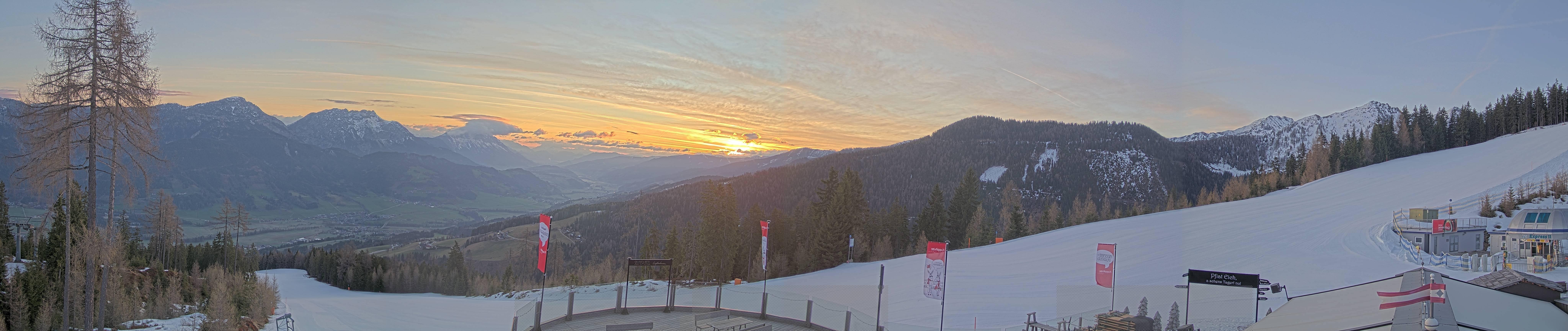 Archiv Foto Webcam Hauser Kaibling - Blick ins Ennstal von der Knapplhütte
