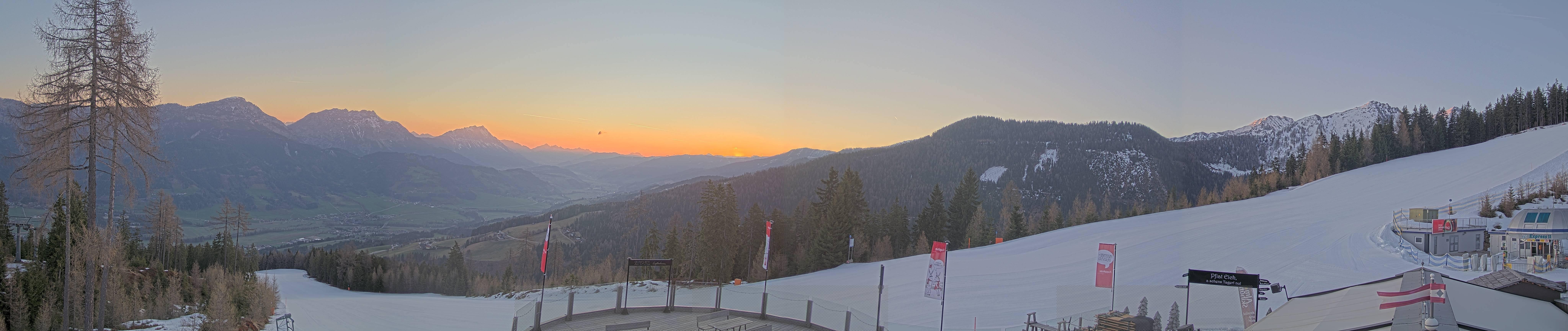 Archiv Foto Webcam Hauser Kaibling - Blick ins Ennstal von der Knapplhütte