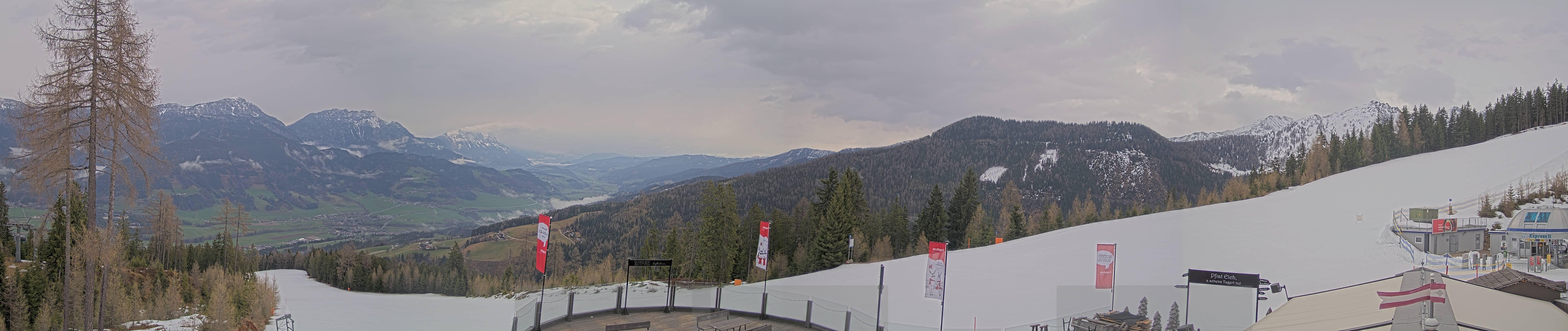 Archived image Webcam Hauser Kaibling - View towards valley Enns