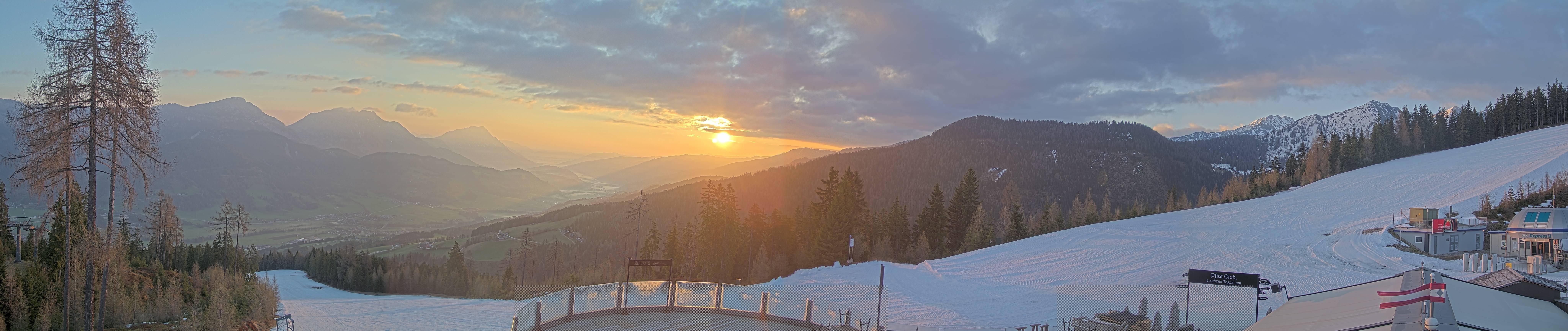 Archiv Foto Webcam Hauser Kaibling - Blick ins Ennstal von der Knapplhütte