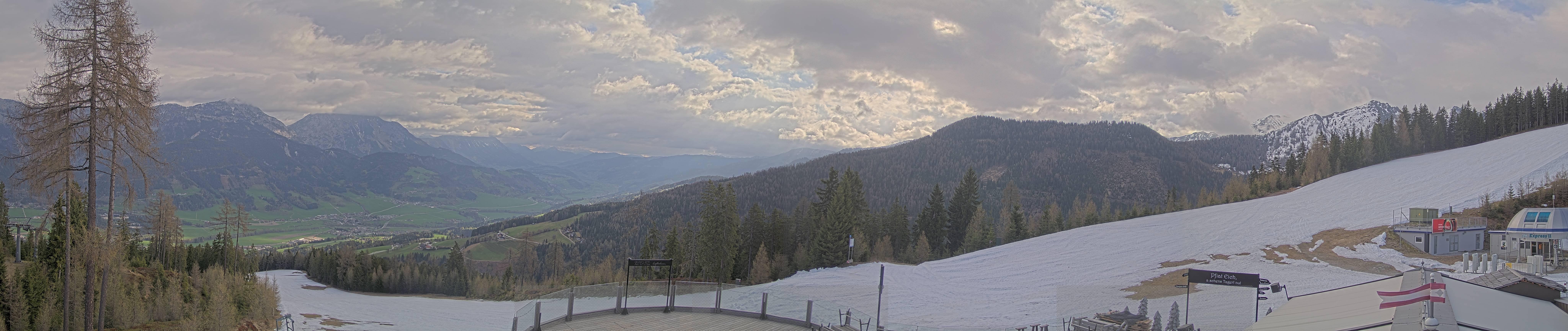 Archived image Webcam Hauser Kaibling - View towards valley Enns