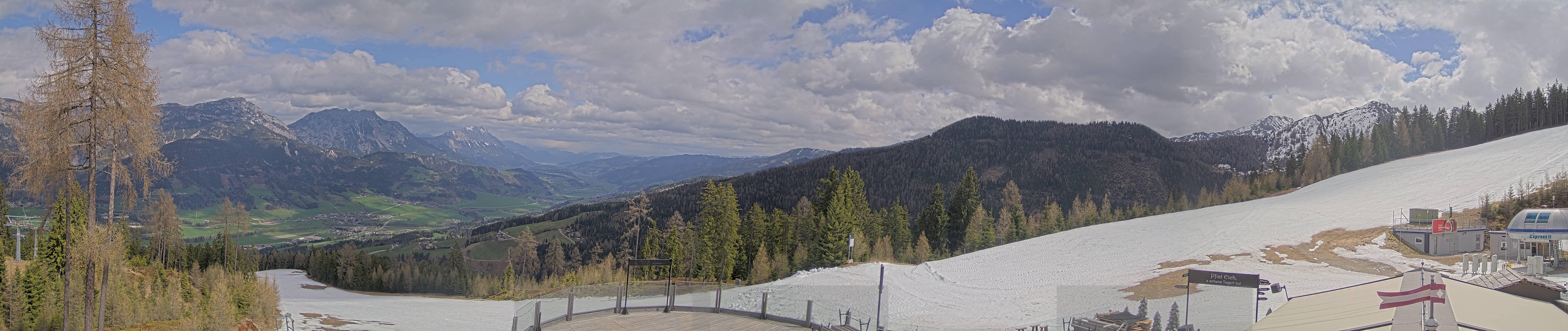Archived image Webcam Hauser Kaibling - View towards valley Enns