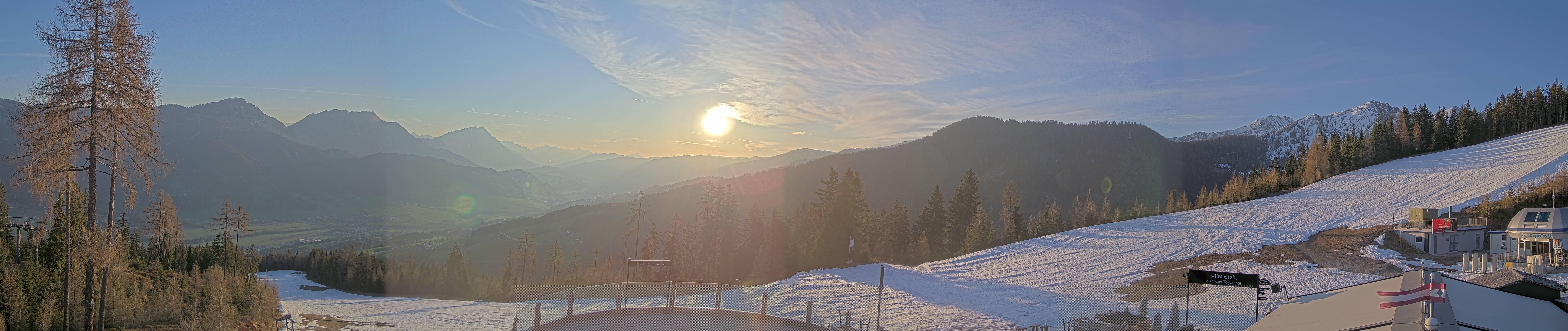 Archived image Webcam Hauser Kaibling - View towards valley Enns