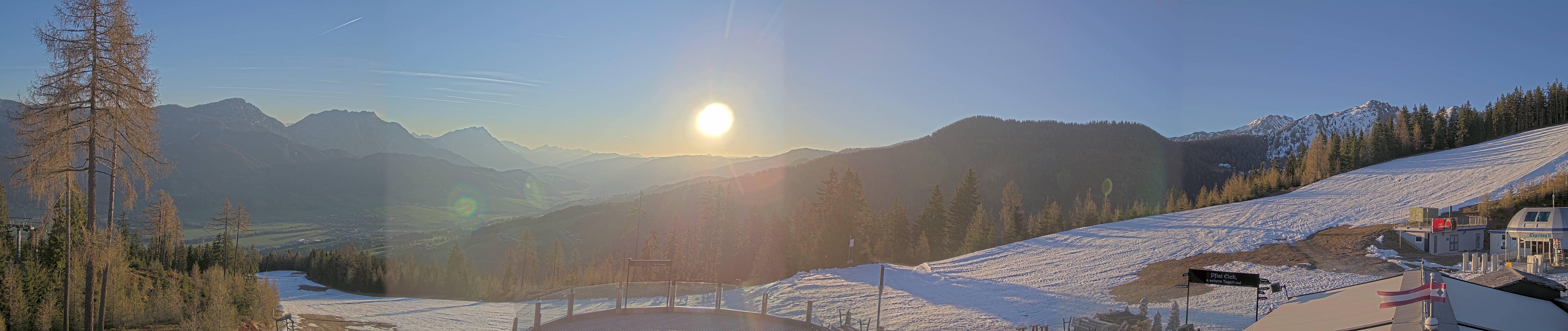 Archived image Webcam Hauser Kaibling - View towards valley Enns