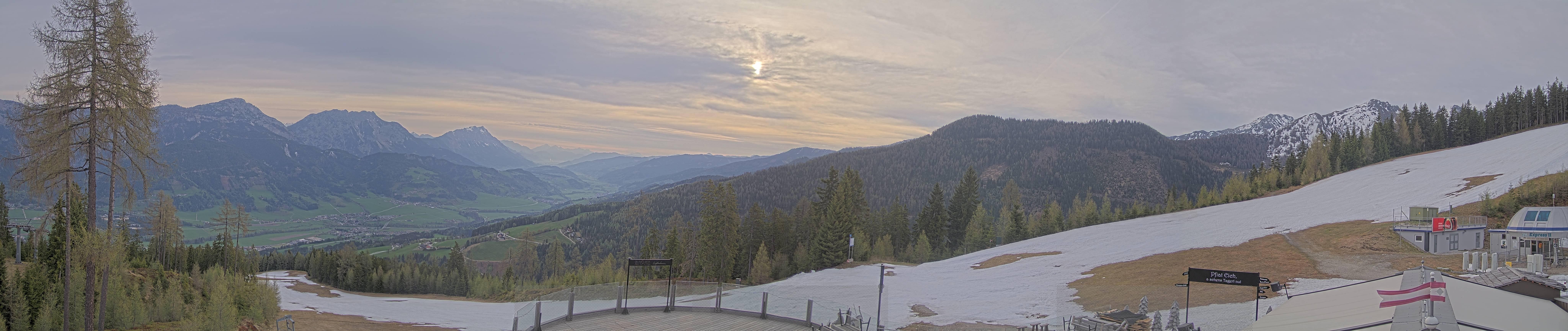 Archived image Webcam Hauser Kaibling - View towards valley Enns