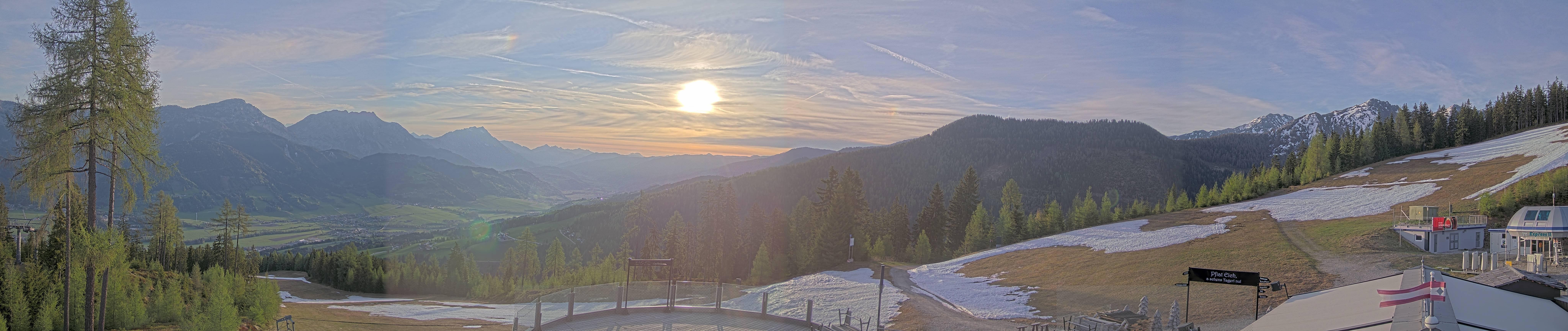 Archived image Webcam Hauser Kaibling - View towards valley Enns