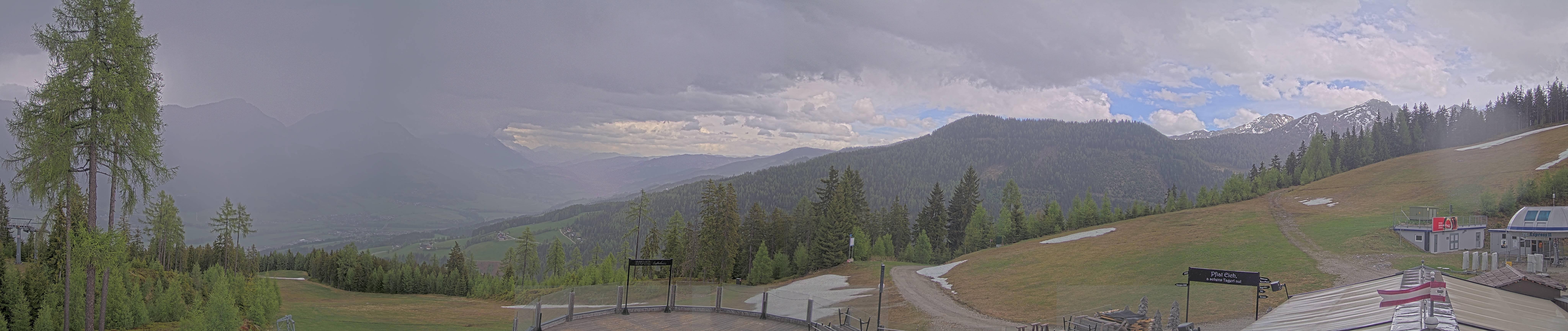 Archived image Webcam Hauser Kaibling - View towards valley Enns