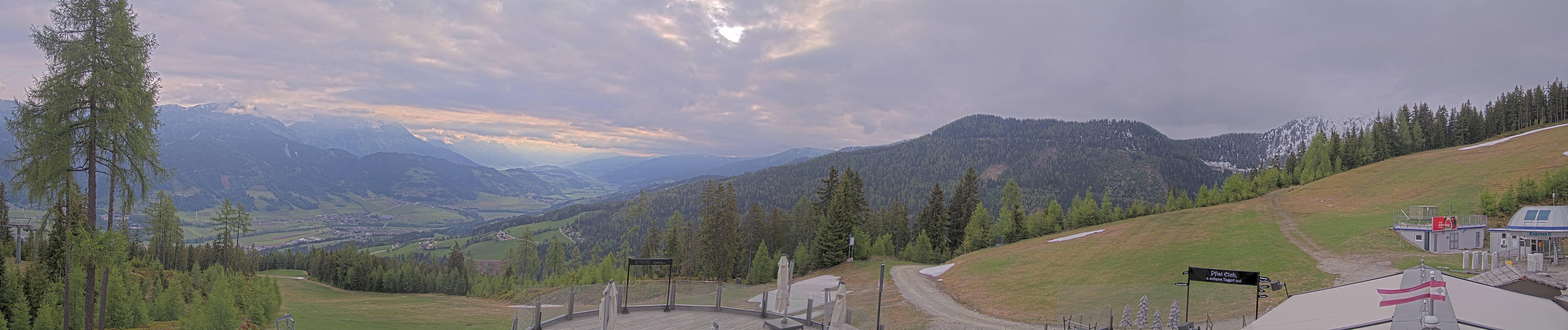 Archiv Foto Webcam Hauser Kaibling - Blick ins Ennstal von der Knapplhütte