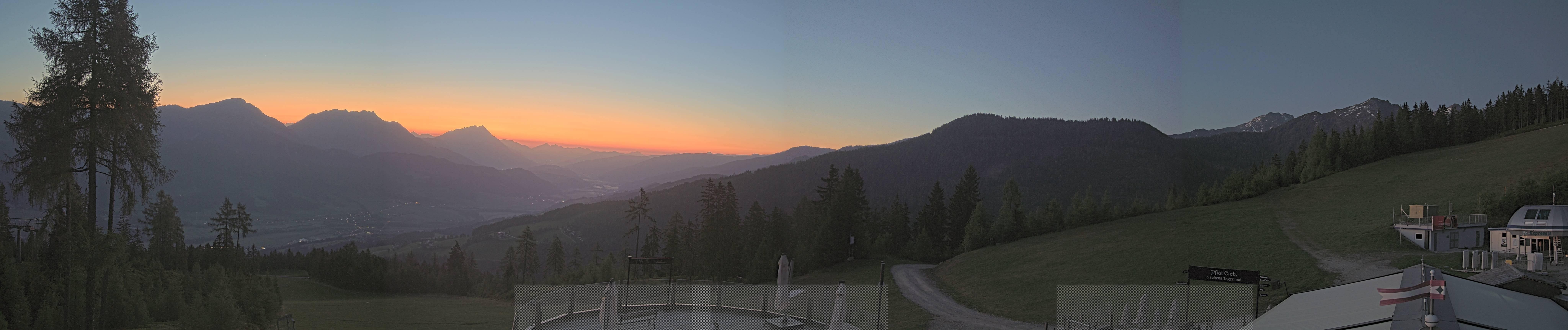 Archived image Webcam Hauser Kaibling - View towards valley Enns