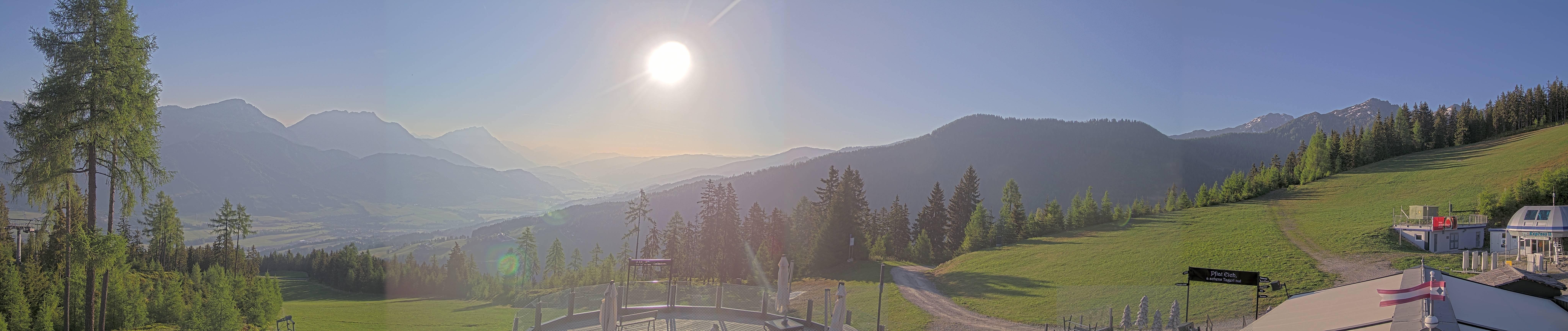Archived image Webcam Hauser Kaibling - View towards valley Enns