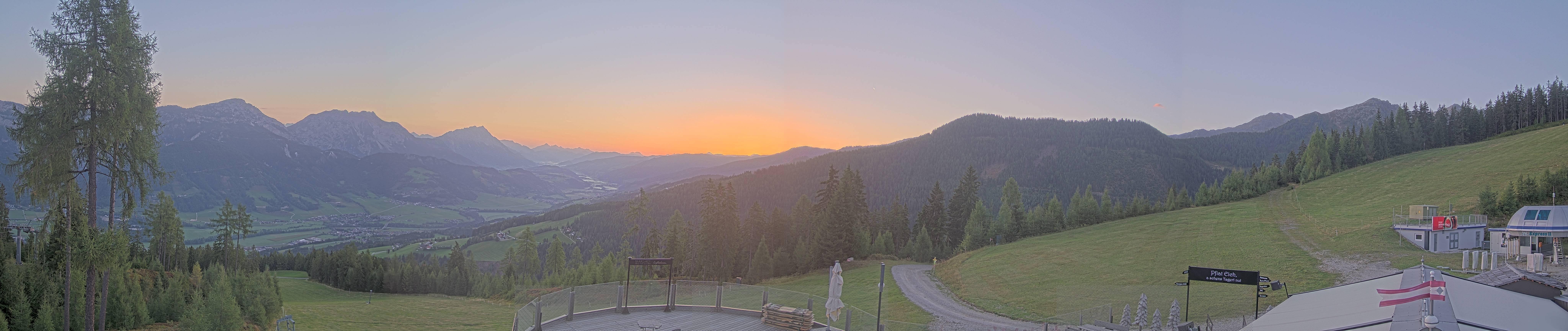 Archived image Webcam Hauser Kaibling - View towards valley Enns