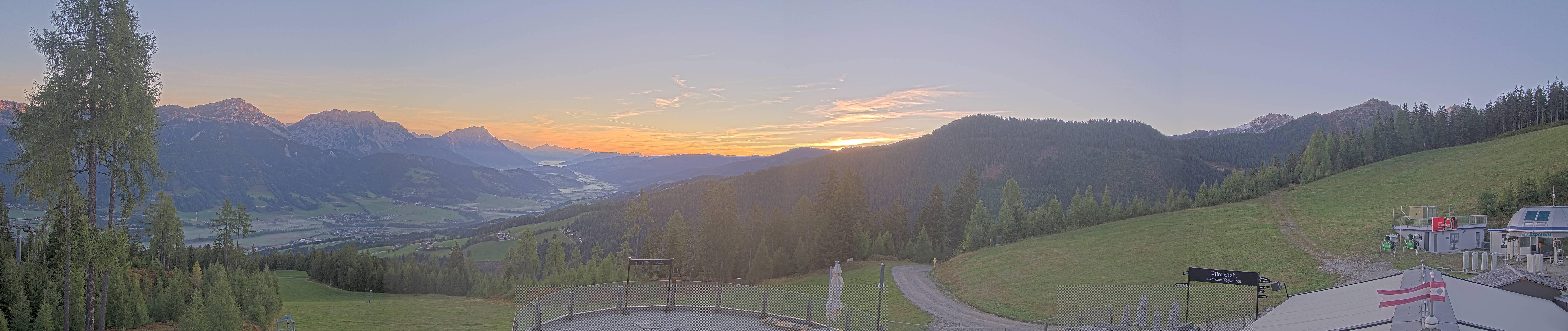 Archived image Webcam Hauser Kaibling - View towards valley Enns