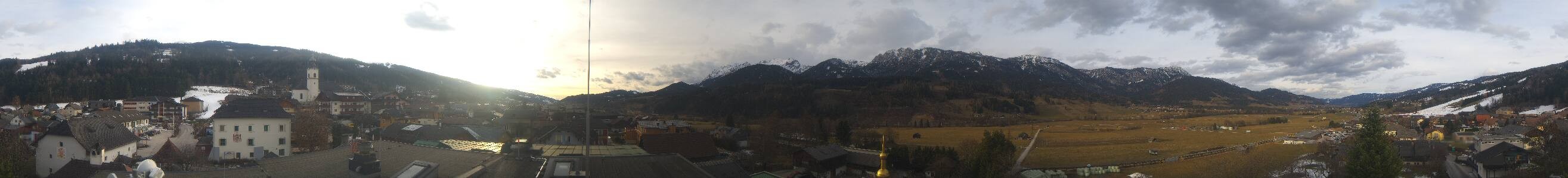 Archiv Foto Webcam Blick vom Hotel Herrschaftstaverne (Haus im Ennstal, Steiermark)