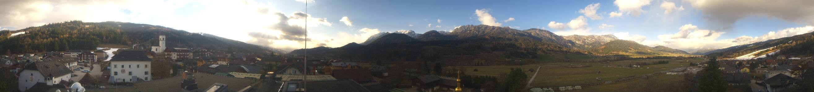 Archived image Webcam View from hotel Herrschaftstaverne (Haus im Ennstal, Styria)