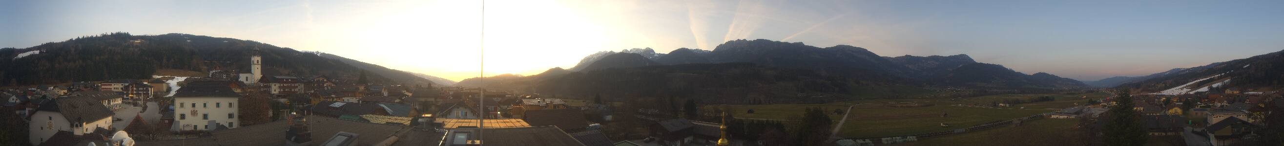 Archived image Webcam View from hotel Herrschaftstaverne (Haus im Ennstal, Styria)