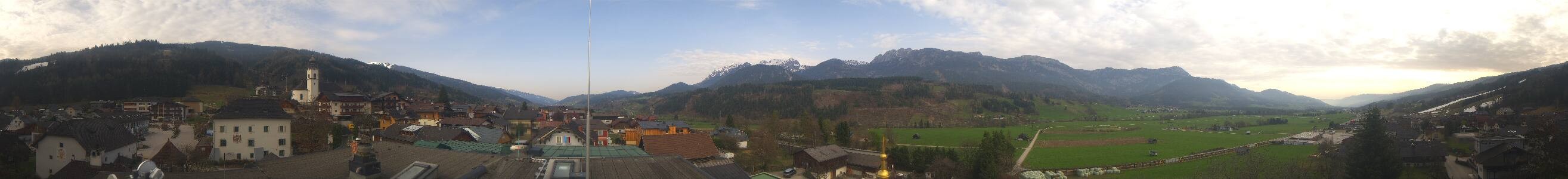 Archived image Webcam View from hotel Herrschaftstaverne (Haus im Ennstal, Styria)
