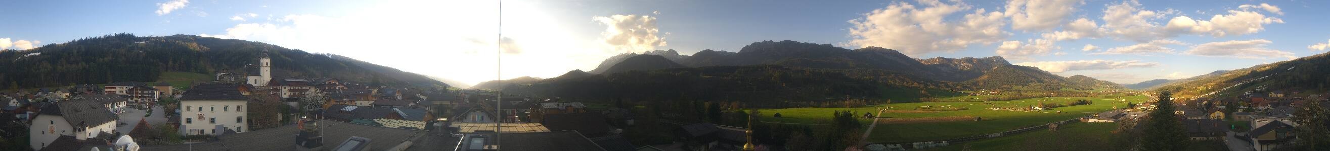 Archived image Webcam View from hotel Herrschaftstaverne (Haus im Ennstal, Styria)