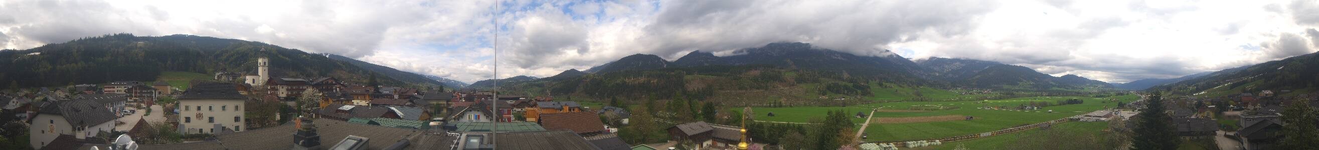 Archived image Webcam View from hotel Herrschaftstaverne (Haus im Ennstal, Styria)