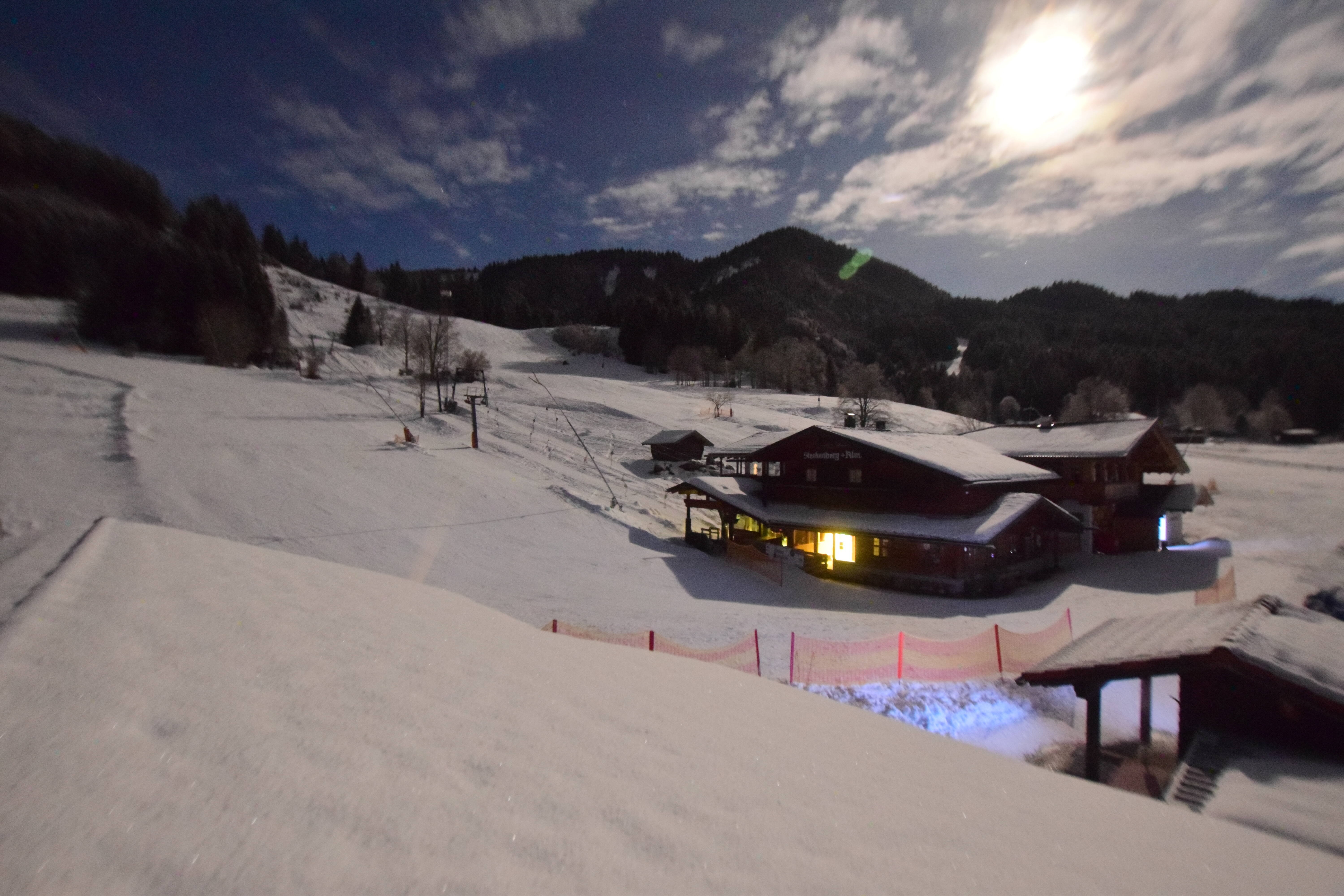 Archived image Webcam Unterammergau: View Steckenberg Hut