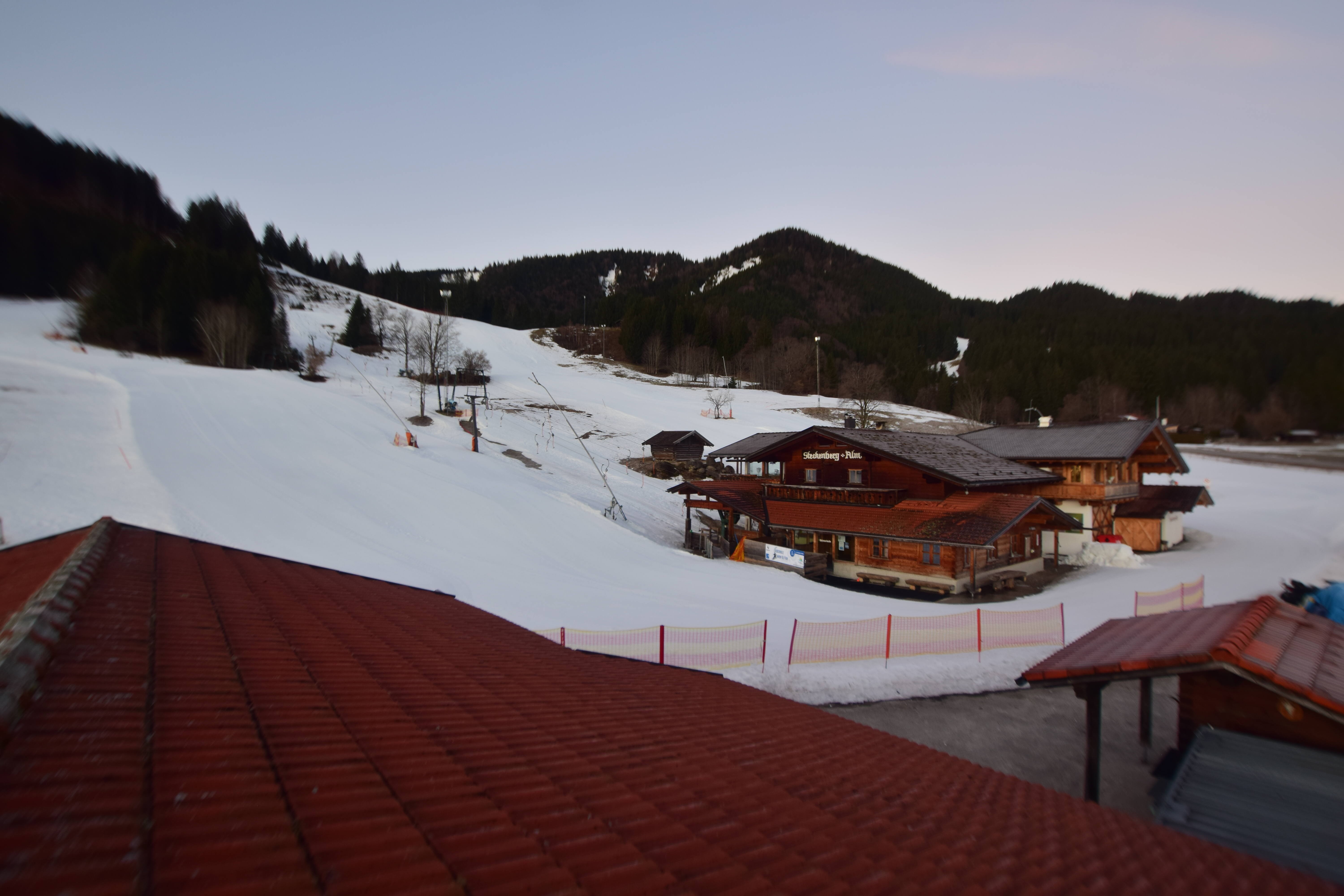 Archived image Webcam Unterammergau: View Steckenberg Hut