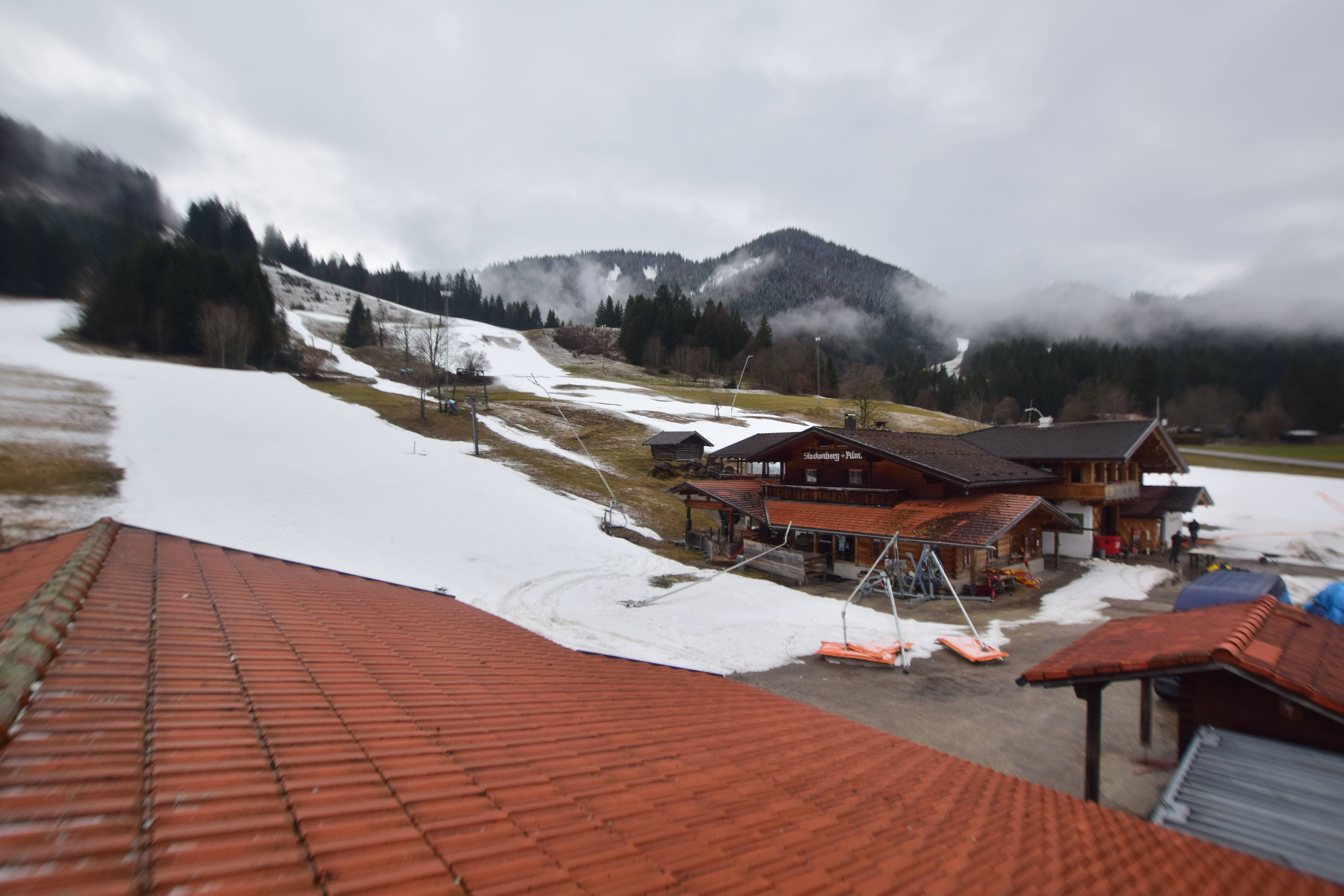 Archived image Webcam Unterammergau: View Steckenberg Hut