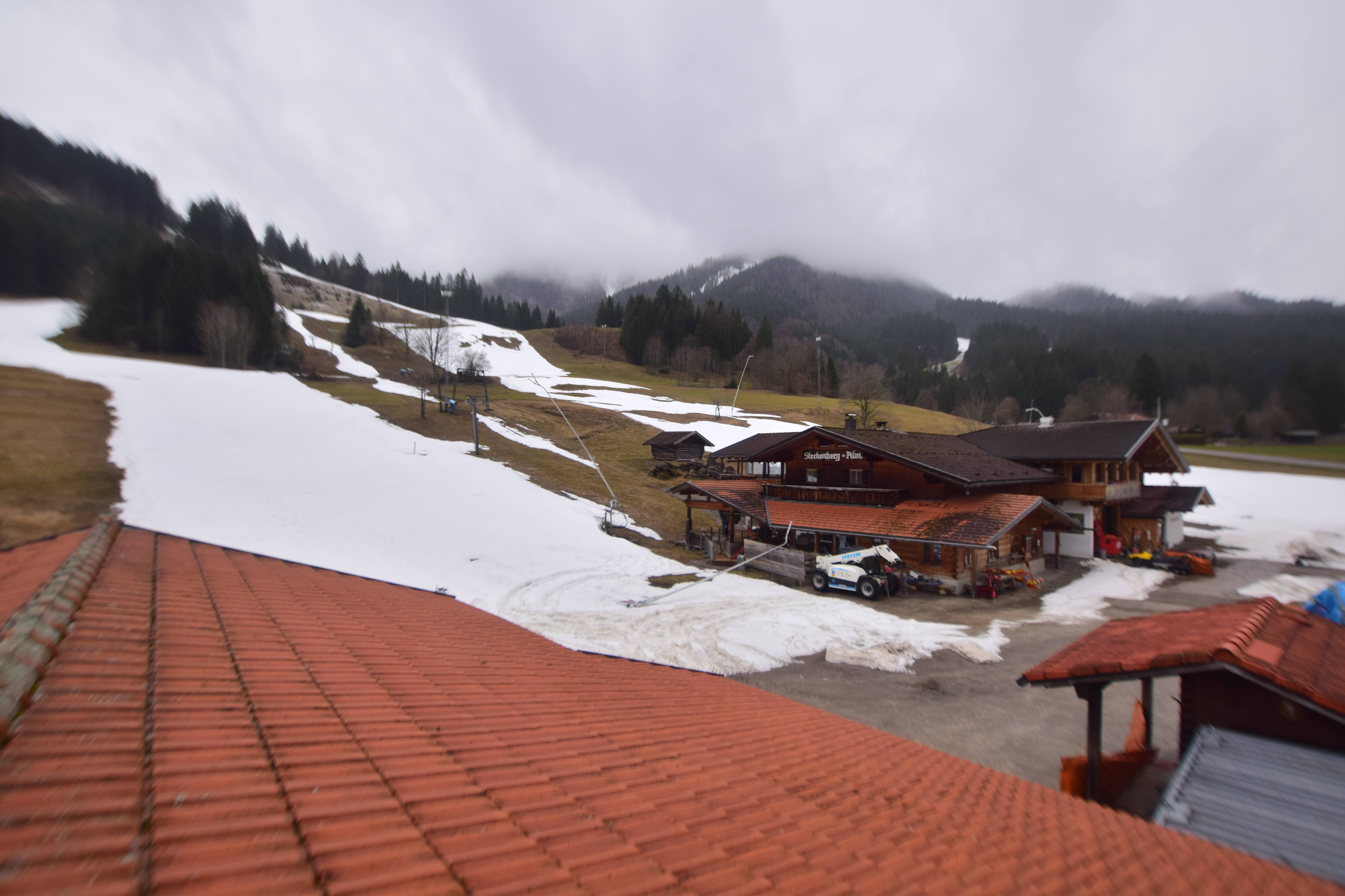 Archived image Webcam Unterammergau: View Steckenberg Hut