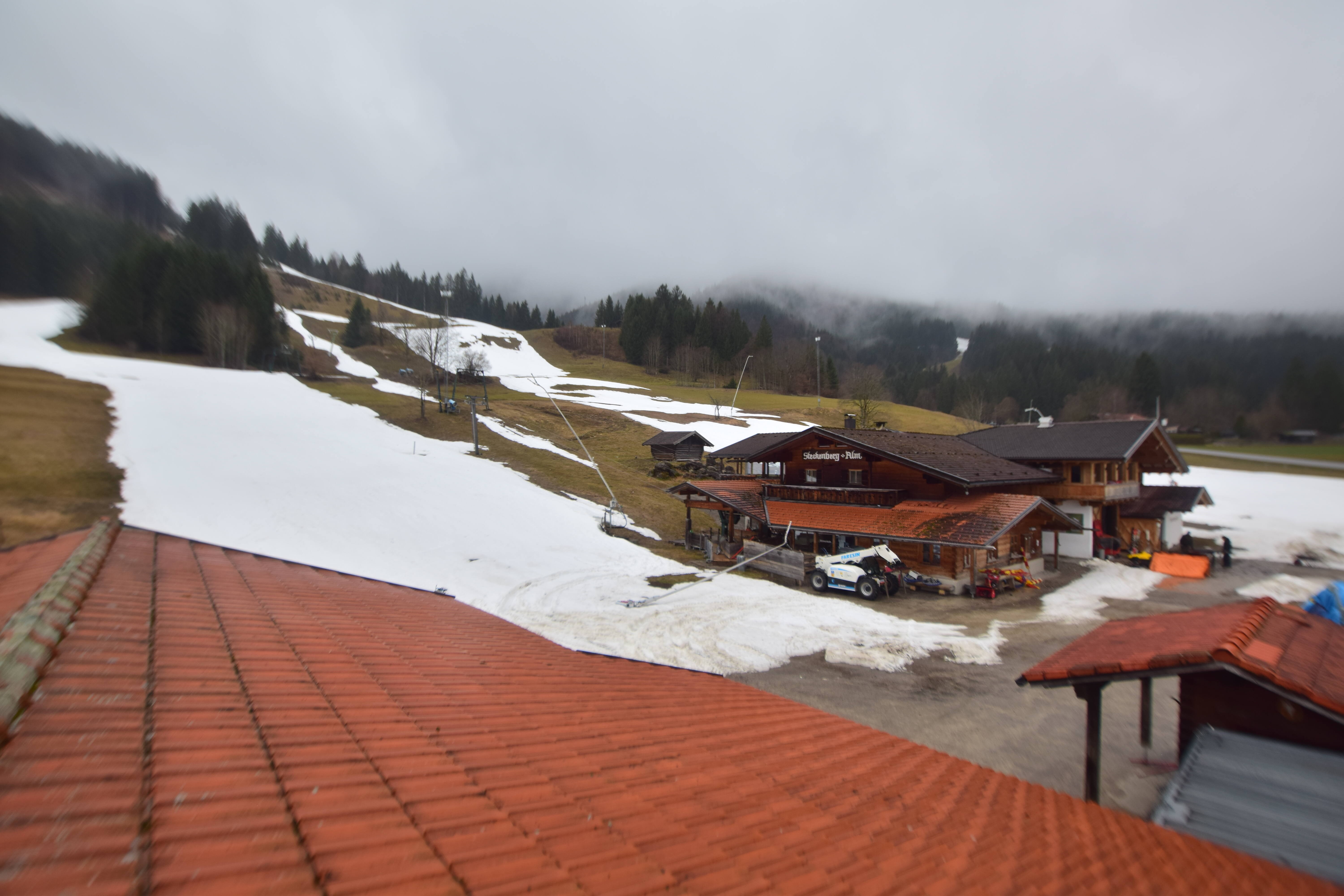 Archived image Webcam Unterammergau: View Steckenberg Hut